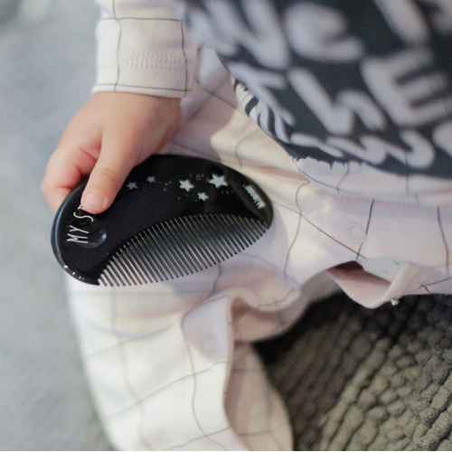 Minene Hrebienok s kefou na vlasy - čierny