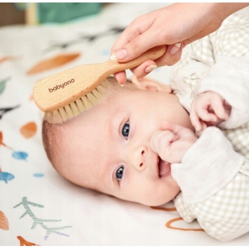 BabyOno Drevená kefa s prírodnými štetinami