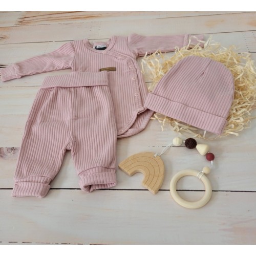 Rebrované zavinovacie body, tepláčky a čiapočka Kazum 3D bavlnená sada, púdrová, veľ. 68