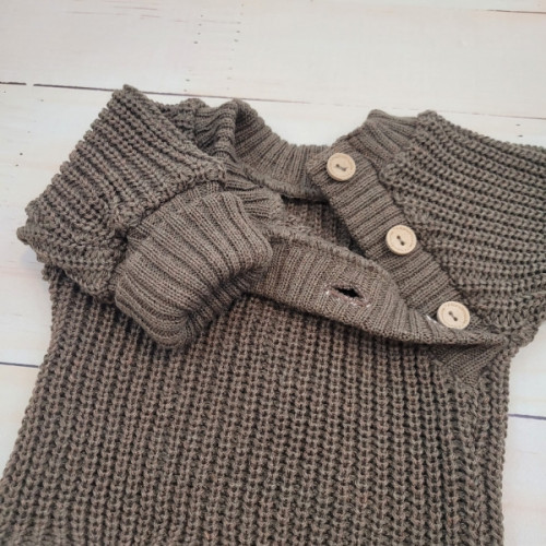 Pletený svetrík s gombíkmi Lovely, predĺžené náplety, hnedý, 80/86